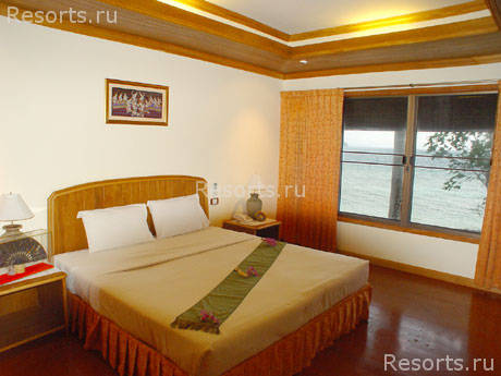 Phi Phi Natural Resort 2